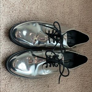 Forever 21 chrome silver Oxford shoes